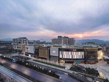 The Kerry Center in Lower City of Hangzhou Changes Structure
